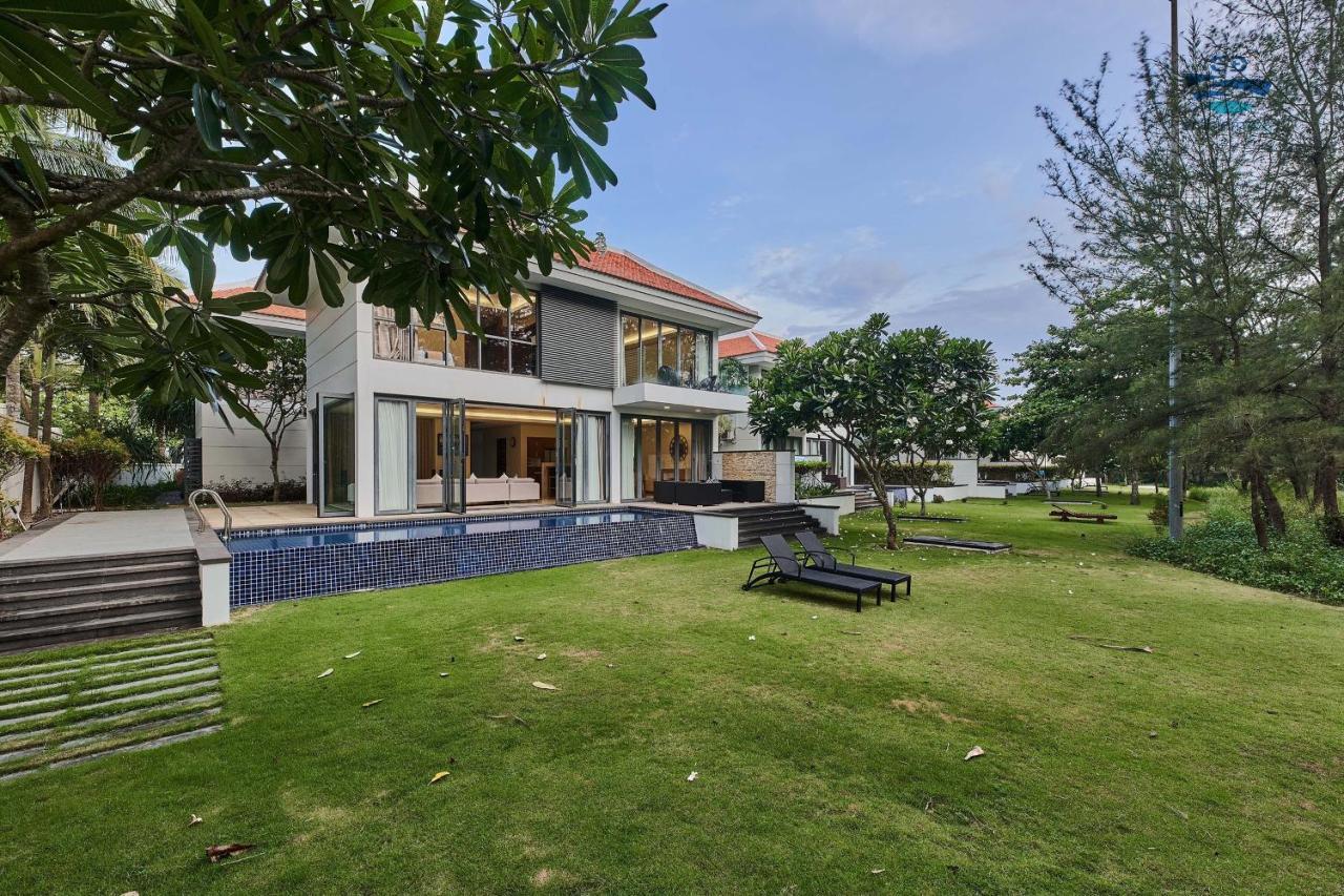 Emblem Sea 4 Bedroom Villas Da Nang Exterior foto
